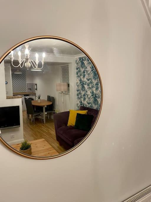 Stylish & Spacious 2 Storey, 3 Bed Apartment Gravesend Dış mekan fotoğraf